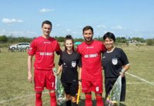 Gest frumos! Arbitrele de la meciul AS Udresti-FCM Targoviste, primite cu flori de organizatori