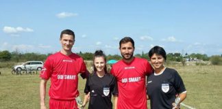Gest frumos! Arbitrele de la meciul AS Udresti-FCM Targoviste, primite cu flori de organizatori