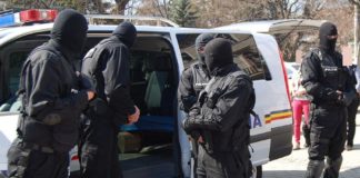 VIDEO. Imagini cu „ninja” de la Colacu. Vezi cum s-a opus arestarii